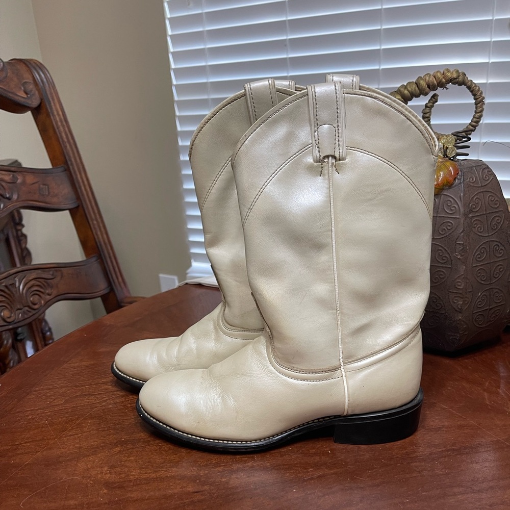 Womens 8 Laredo Pearl White Leather Cowgirl Cowboy Boots Western Pointed 6951